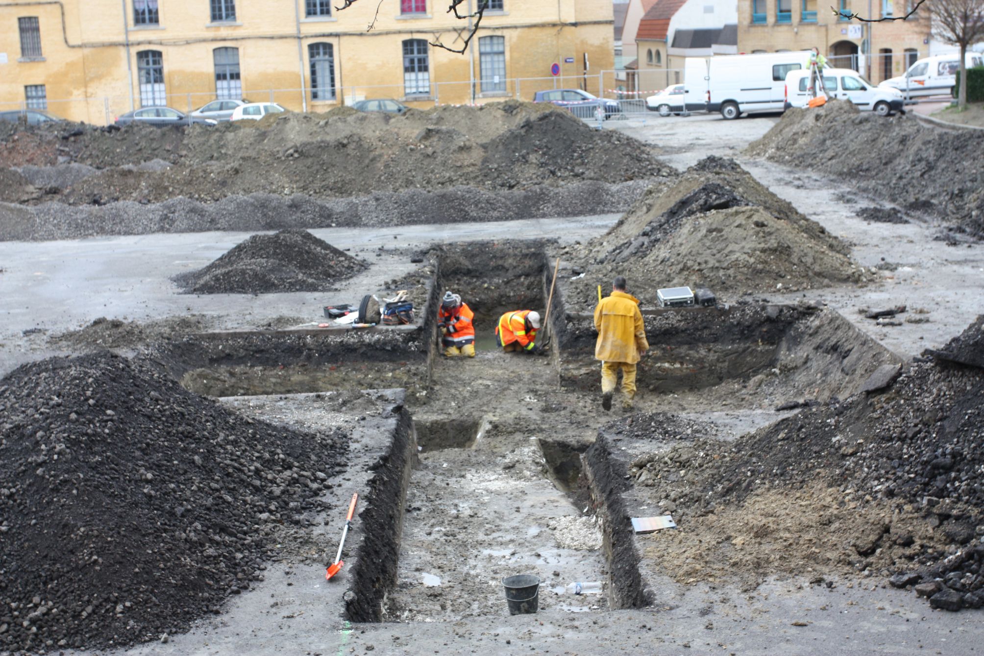 Photo d'une tranché localisé à l'esplanade.