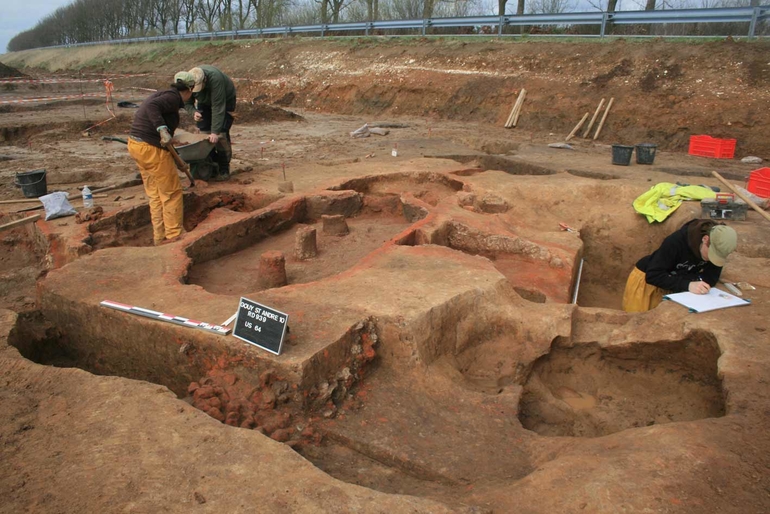 Vue des fouilles archéologiques de Gouy-Saint-André