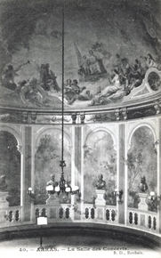 Carte postale noir et blanc montrant un plafond et un mur couverts de fresques.